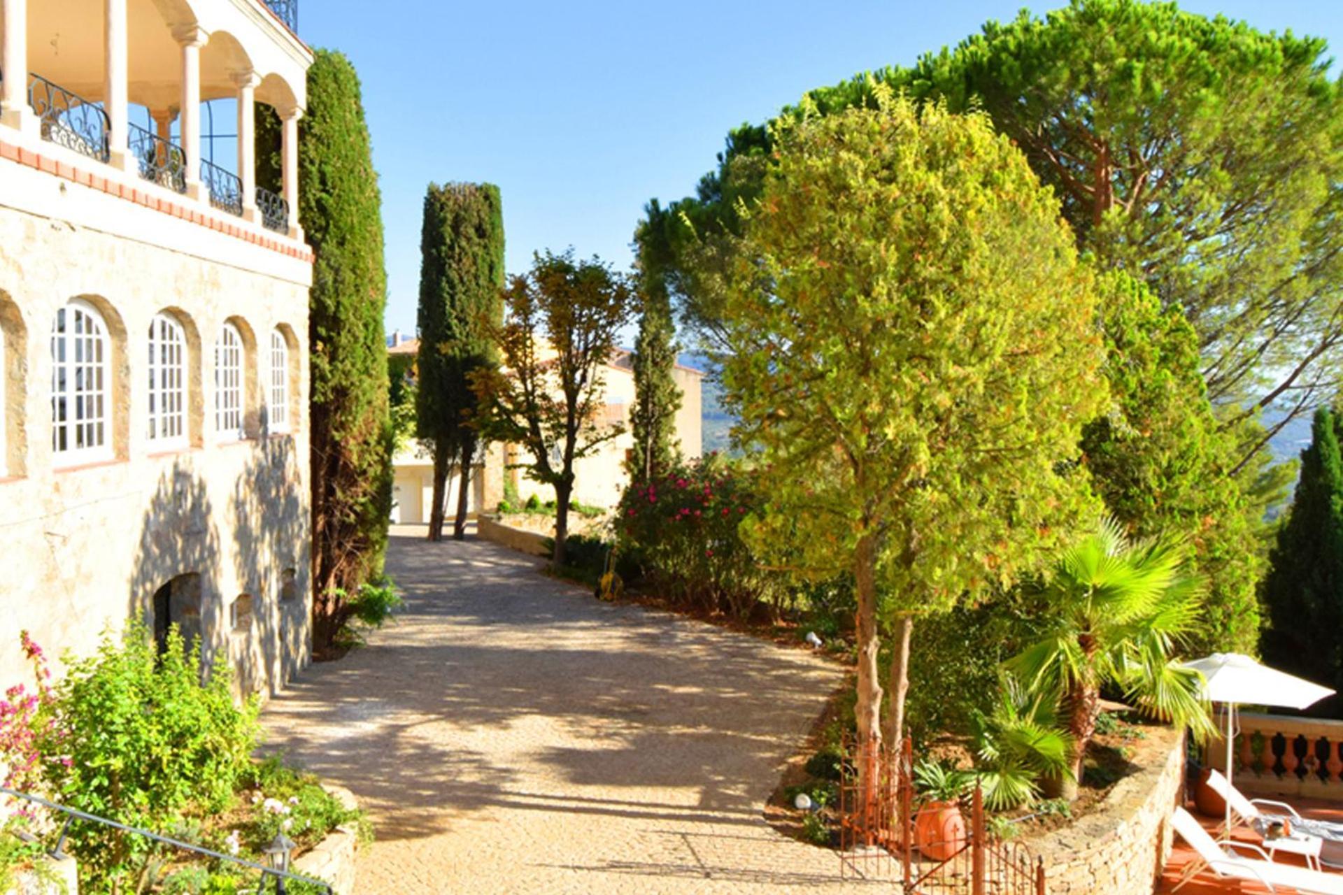Le Chateau Des Costes Le Castellet  Eksteriør billede